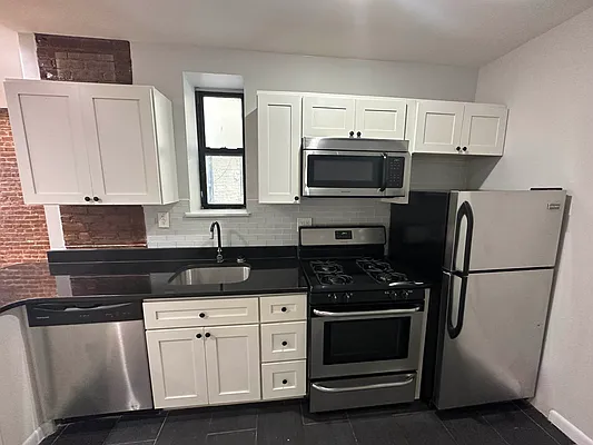 Rented by Yup Realty LLC | media 6