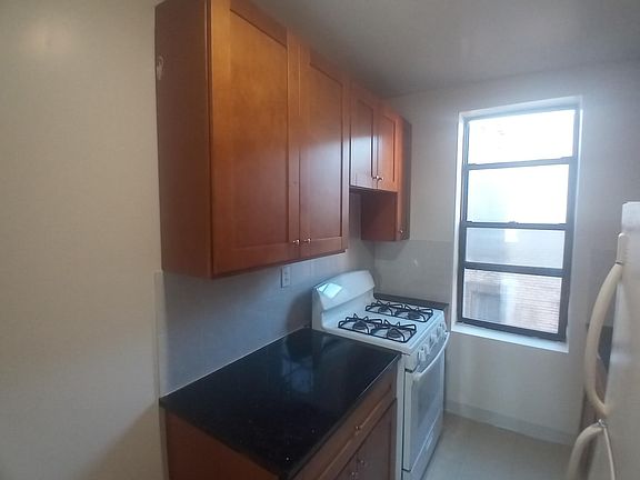 2nd image of 36-23 168th St #6I