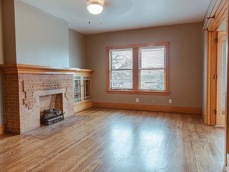 1318 N Robinson Ave — Photo 13
