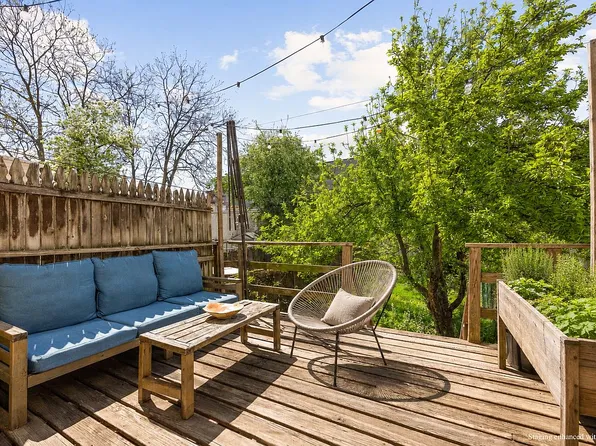 170 26th St, Brooklyn, NY 11232