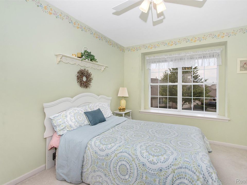 1813 Wentworth Dr, photo 27