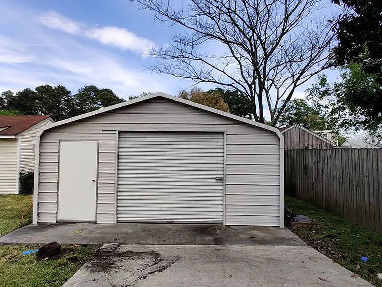 717 Floral Ave — Photo 4