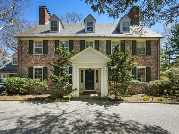 20 Sears Rd, Brookline, MA 02445