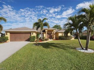 1323 SE 37th St, Cape Coral, FL 33904