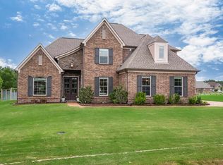 10664 Rosemeade Cir W, Cordova, TN 38016