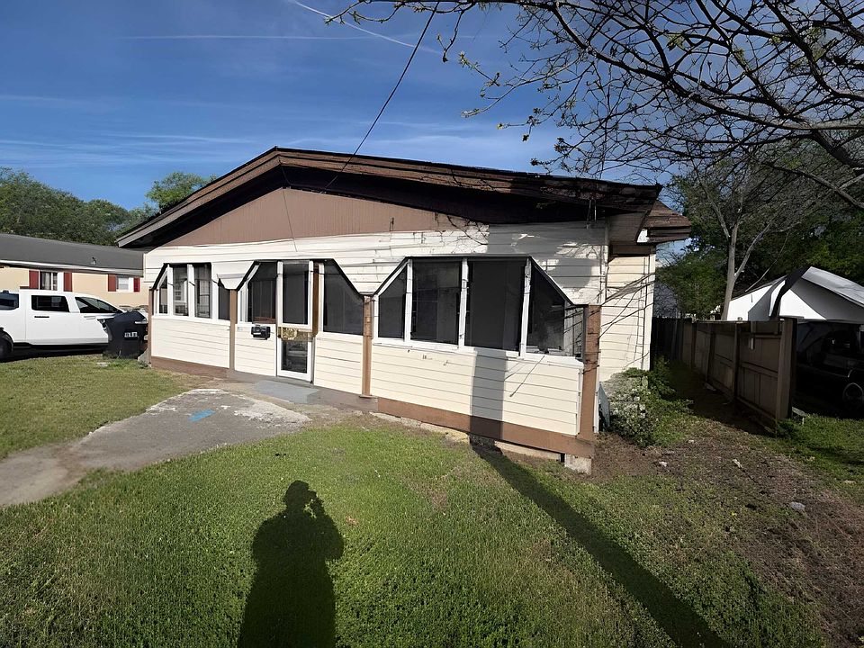 1st image of 3018 George Washington Hwy
