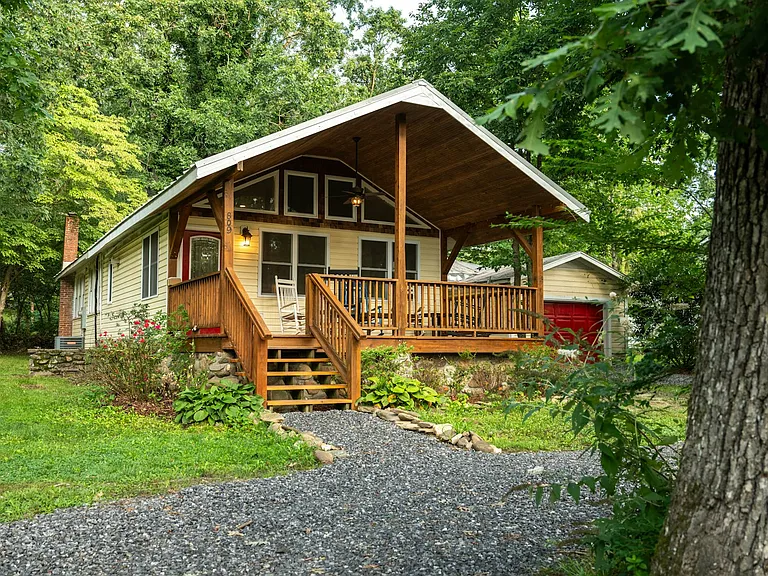 809 Montreat Rd — Photo 33