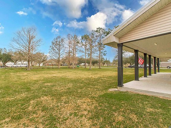 3rd image of 784 Lefort Bypass Rd