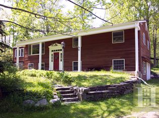 71 Middle Rd, Austerlitz, NY 12017