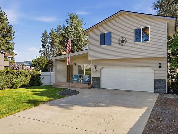2nd image of 4028 E 28th Ave