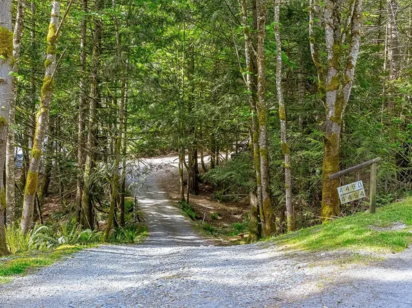 4460 Creighton Rd, Cowichan Valley, BC V9L 6J7