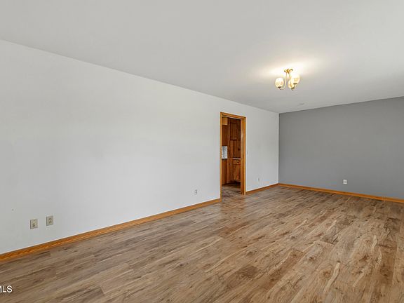 5th image of 11295 Lonesome Pine Trl