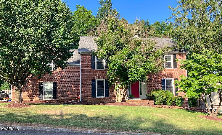 1st image of 1452 Knightsbridge Dr