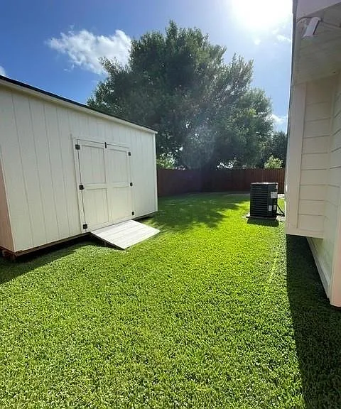 10923 Birch Dr — Photo 16