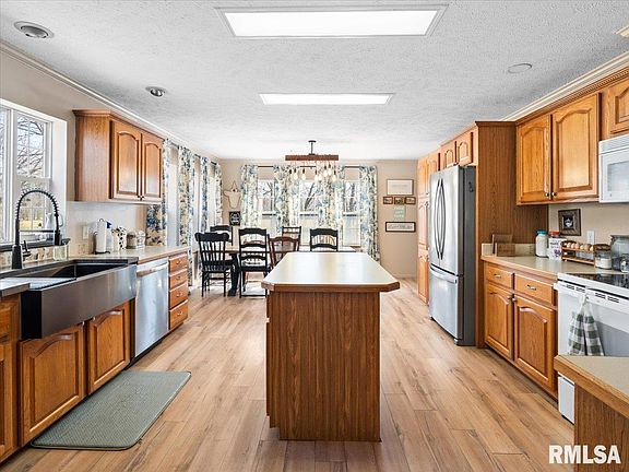 4th image of 15290 Pittsburg Rd