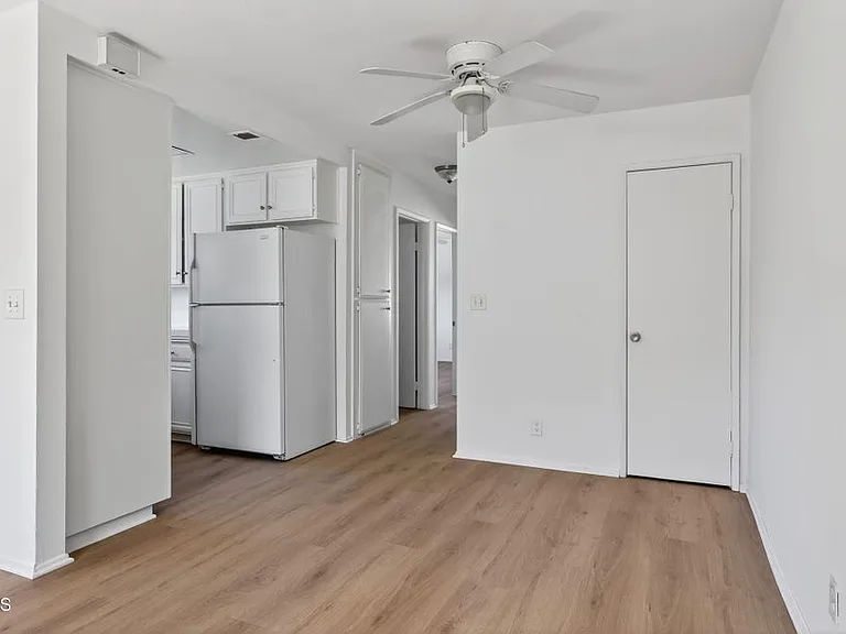 1179 Acadia Pl — Photo 5