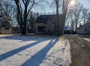 4029 Waldo Blvd, Manitowoc, WI 54220