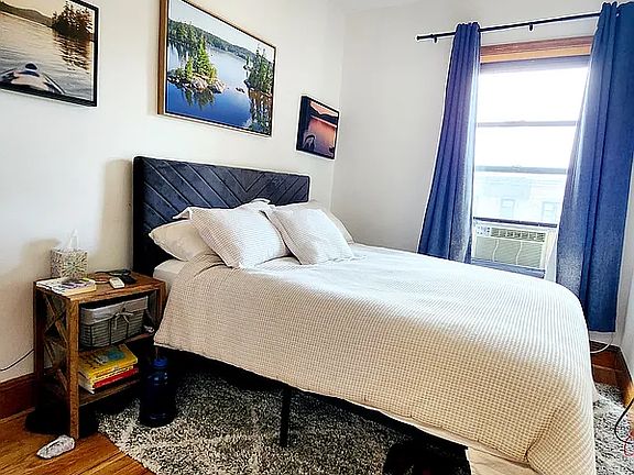 3rd image of 126 W 86th St APT 4B