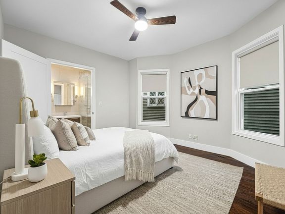 4th image of 2850 W Henderson St #1