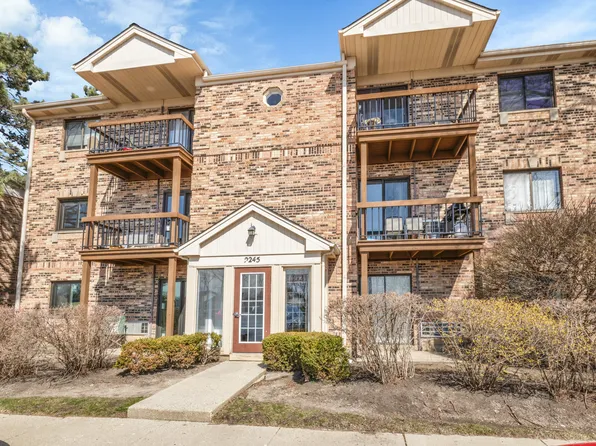 2245 Nichols Rd APT C, Arlington Heights, IL 60004