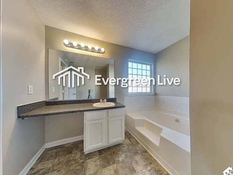 5279 High Tide Ct — Photo 9