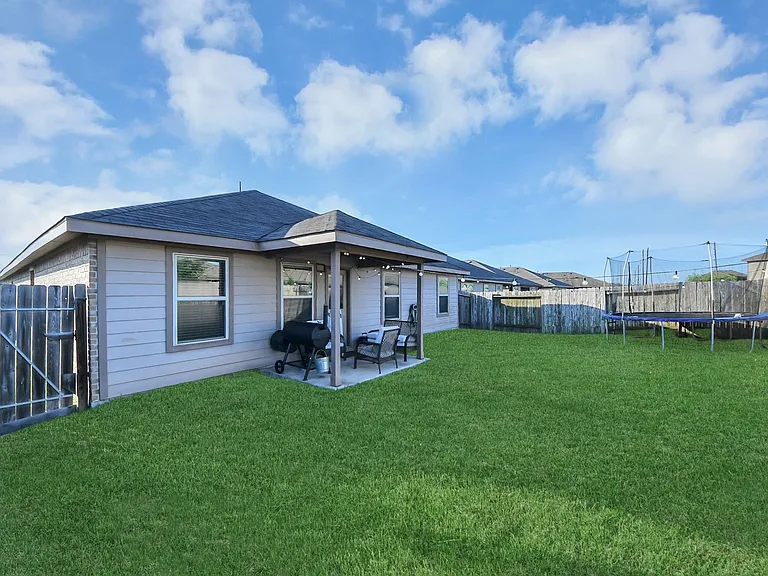 3030 Dripping Springs Ct — Photo 15