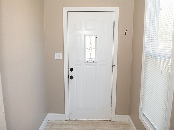 4th image of 9531 White St