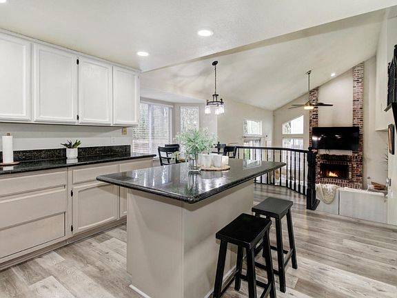 4th image of 8134 Ackerson Way