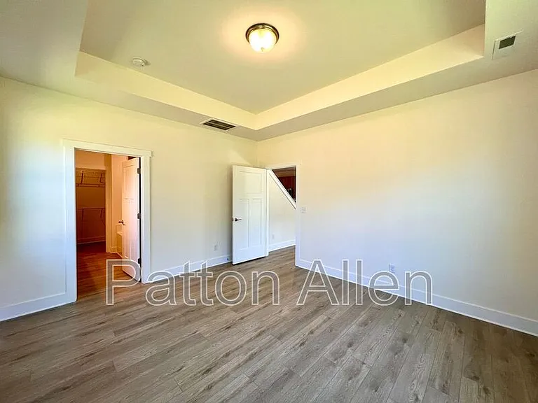 117 N Christie Ct — Photo 14