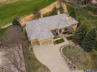 5236 S Sweetbriar Ct, Sioux Falls, SD 57108