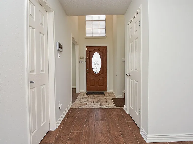 4026 Almond Lake Dr — Photo 9