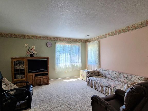 5th image of 6560 84th Ct N