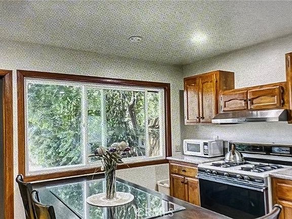 3rd image of 2105 Via Venado La Canada