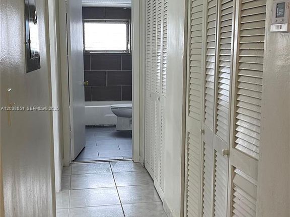 4th image of 1855 NE 121st St APT 2