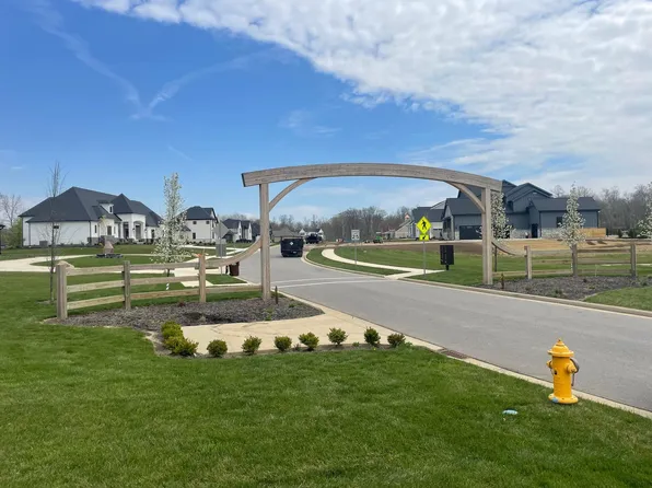 5408 Maple Glen Dr, Galena, OH 43021