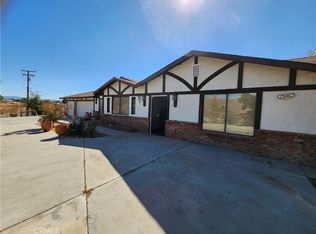 18730 Pacific St, Hesperia, CA 92345