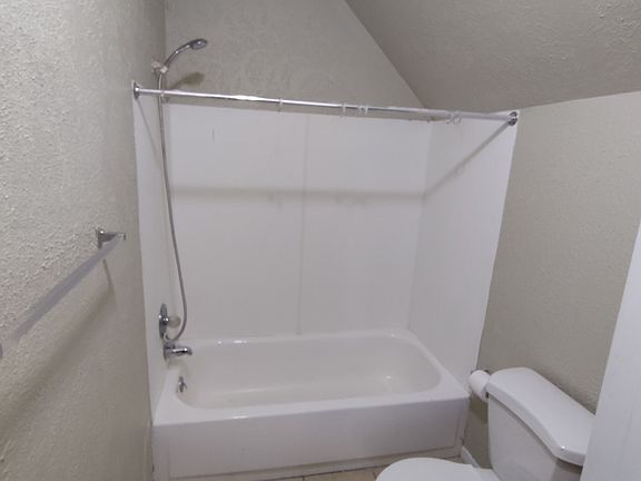 2nd image of 520 S 4th St #200