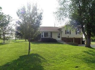 2531 SE Shawnee Heights Rd, Tecumseh, KS 66542