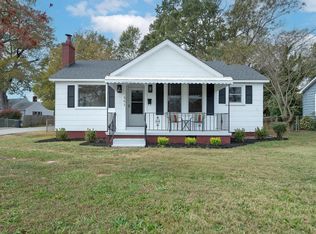 301 Perry Rd, Greenville, SC 29609