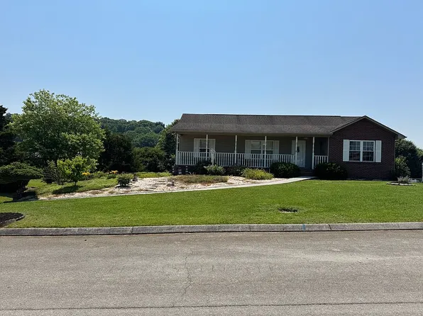 1685 Boardwalk Cir, Morristown, TN 37814