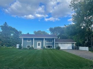 7691 Atherton Way, Eden Prairie, MN 55346
