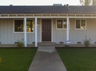 233 Oak Ave, Oakdale, CA