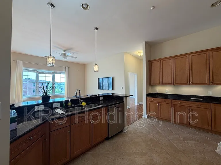 670 Town Center Dr #405 — Photo 5