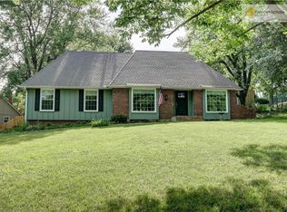 10717 W 52nd Cir, Shawnee, KS 66203