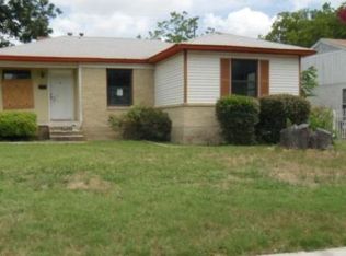 2923 Texas Dr, Dallas, TX 75211
