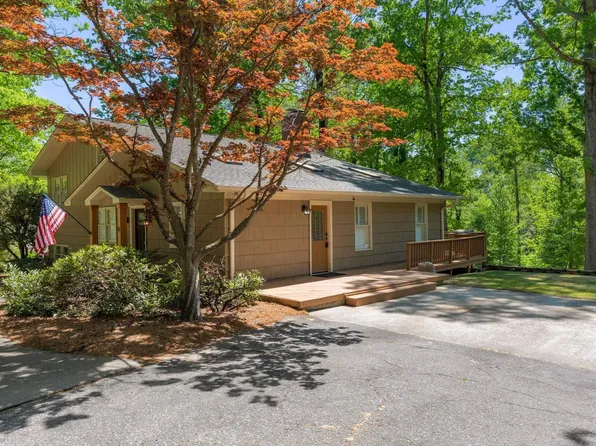 6 Estanolle St, Greenville, SC 29615