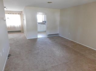 110 Chelsea Dr, Whiting, NJ 08759