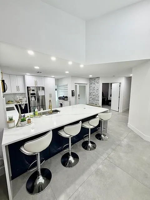 4 bed, 1535 sqft, $4,250 — Photo 4