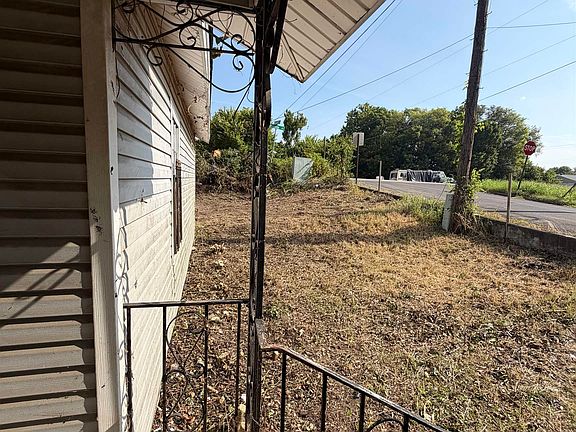 5th image of 1349 N McNeil St