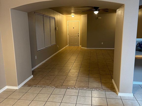 5th image of 518 Gandara Dr